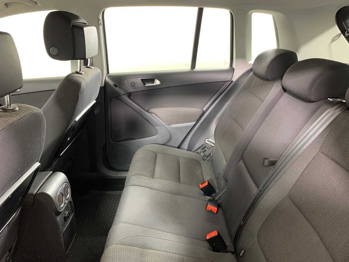 Volkswagen Tiguan с пробегом — 2014 год. Фото: #18