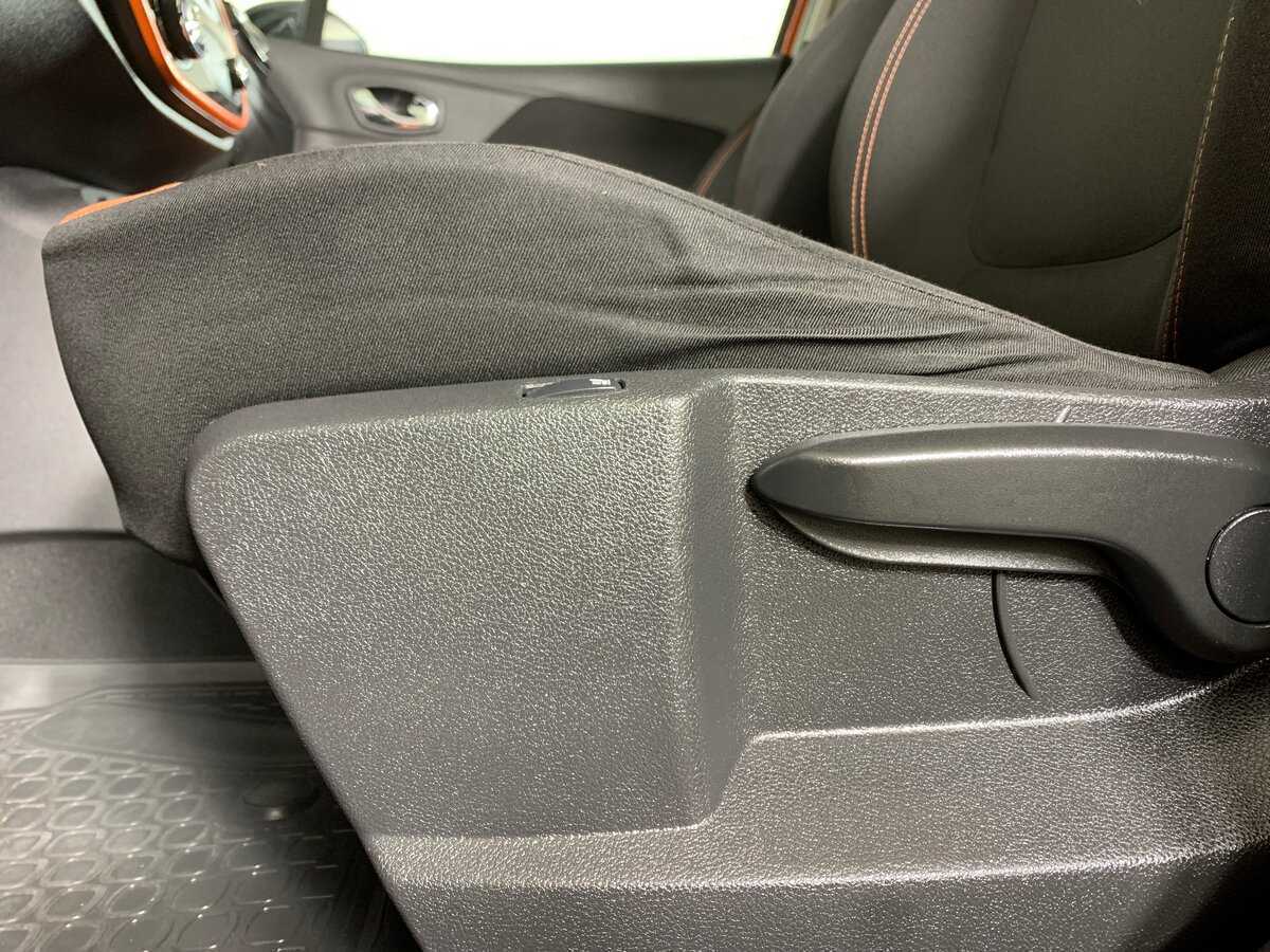 Renault Kaptur с пробегом — 2018 год. Фото: #16