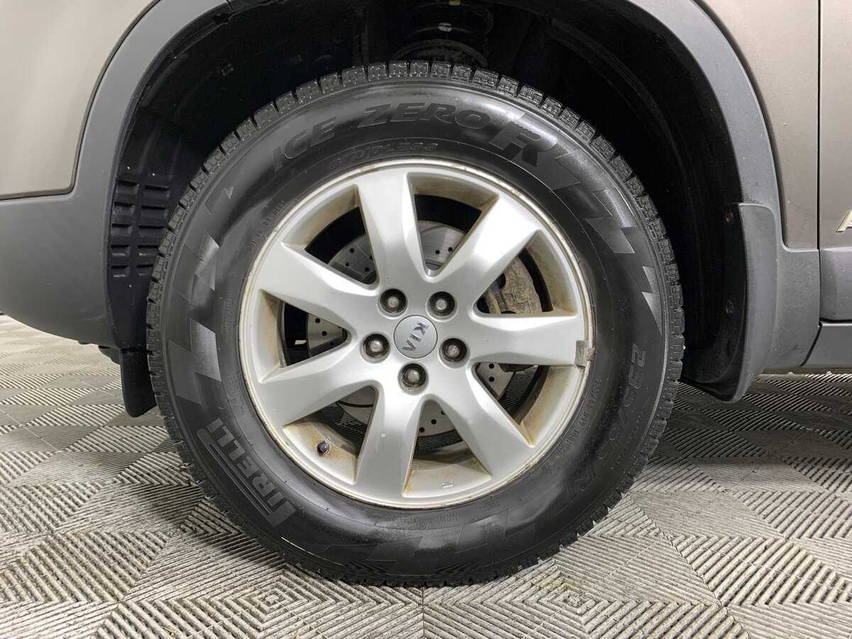 Kia Sorento с пробегом — 2012 год. Фото: #8