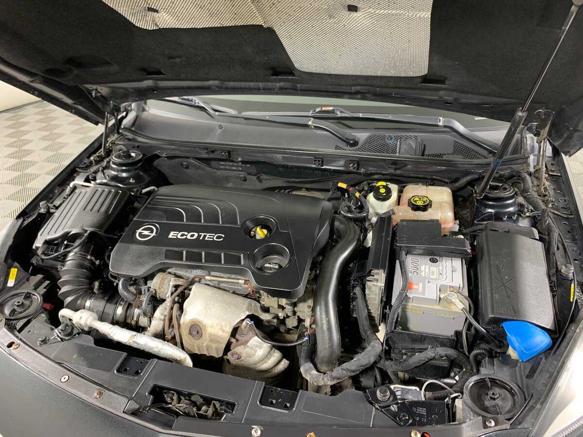 Opel Insignia с пробегом — 2014 год. Фото: #9