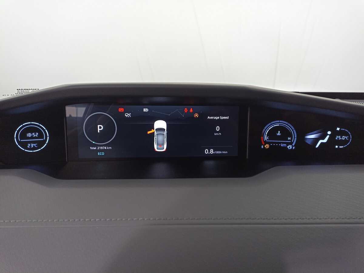 Changan UNI-V с пробегом — 2023 год. Фото: #11