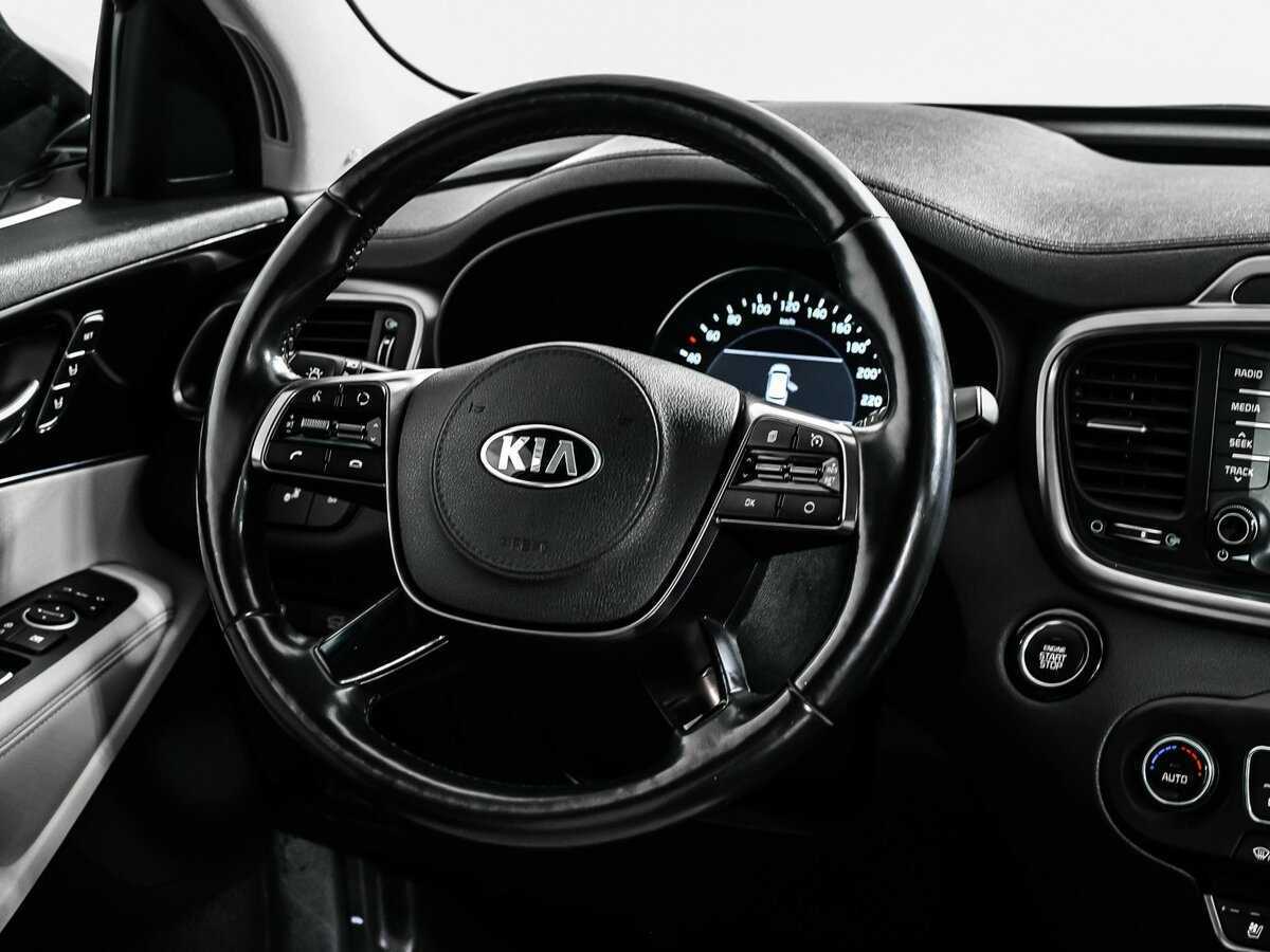 Kia Sorento с пробегом — 2018 год. Фото: #11