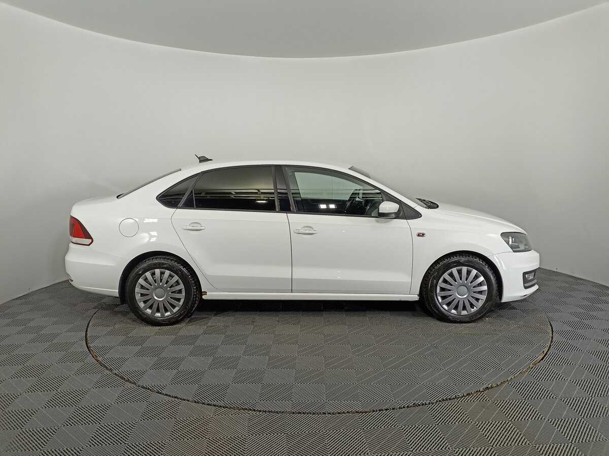 Volkswagen Polo с пробегом — 2017 год. Фото: #3