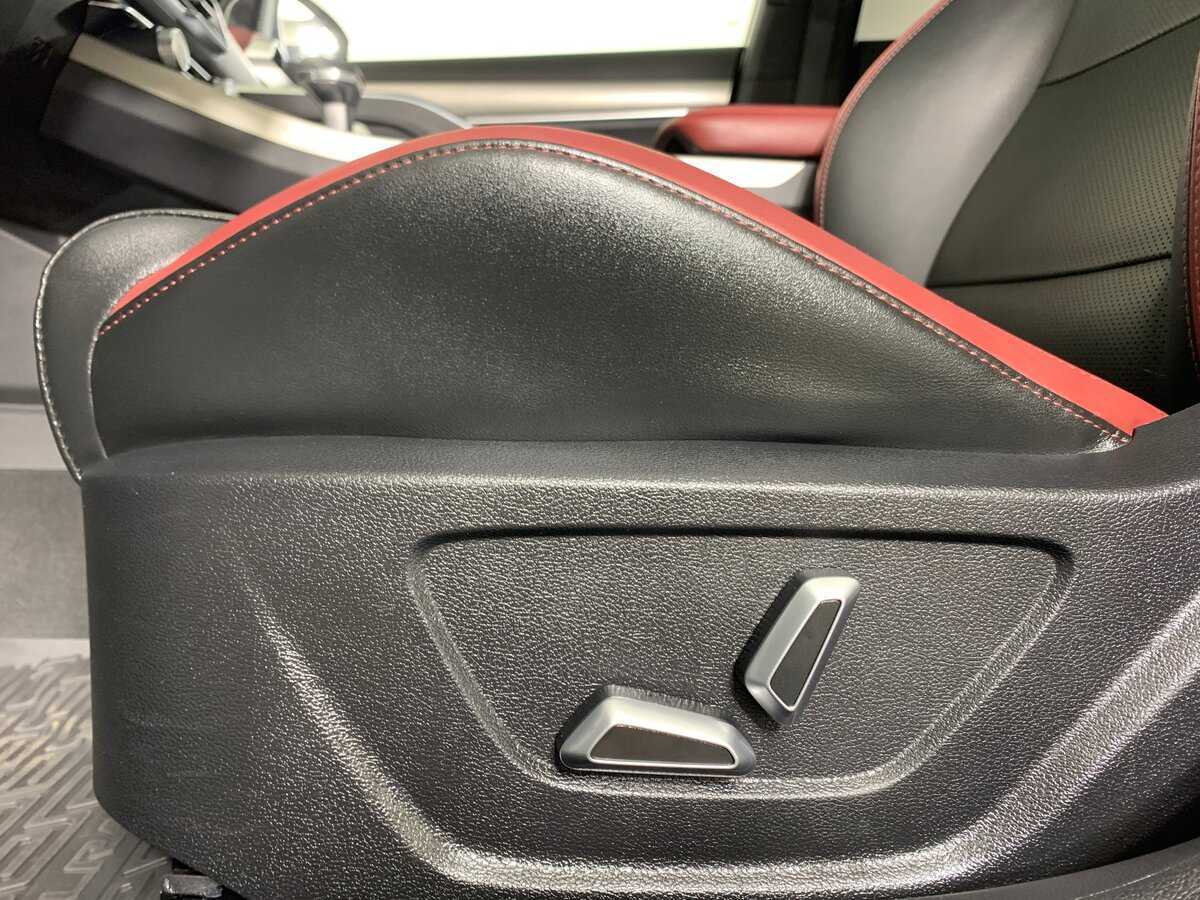 Geely Coolray с пробегом — 2023 год. Фото: #16