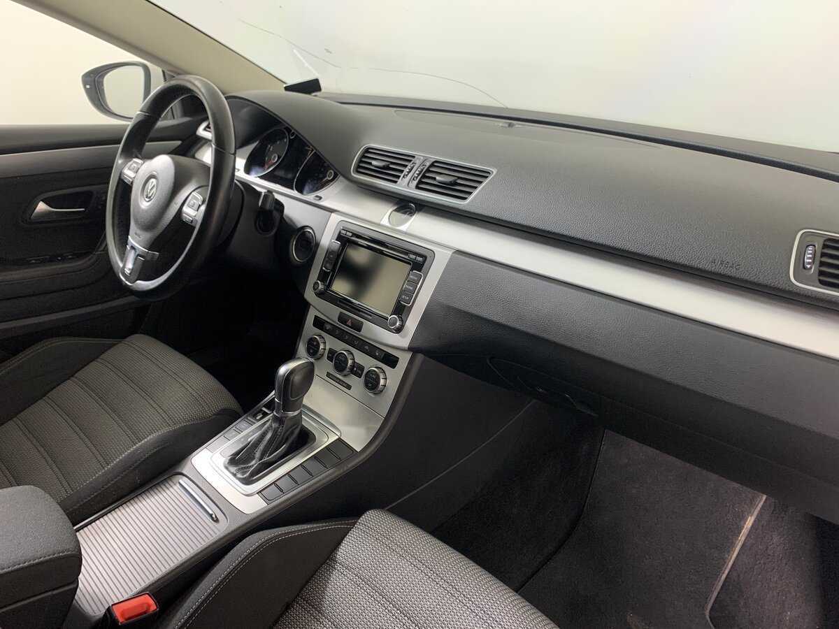 Volkswagen Passat CC с пробегом — 2013 год. Фото: #13