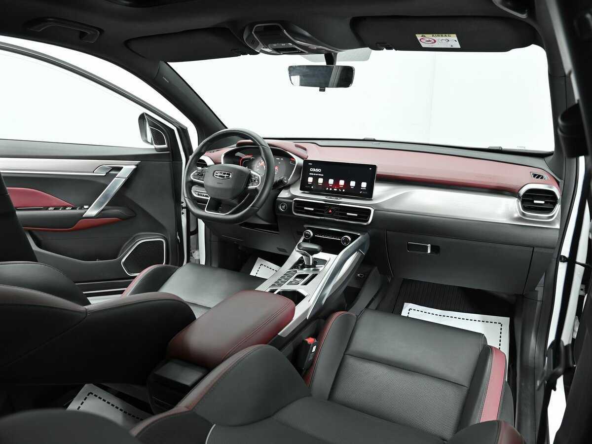 Geely Coolray с пробегом — 2022 год. Фото: #13