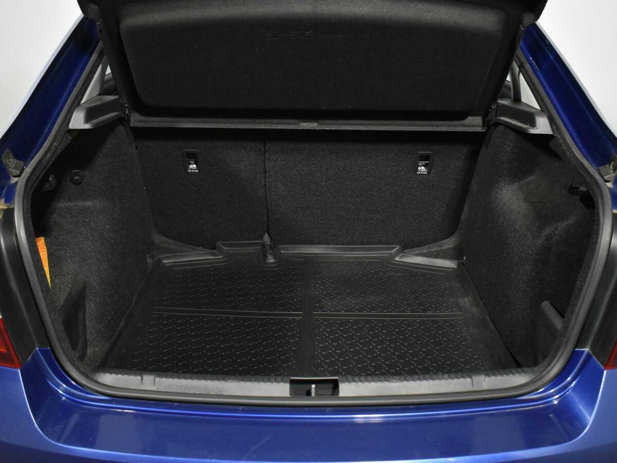 Skoda Rapid с пробегом — 2018 год. Фото: #20