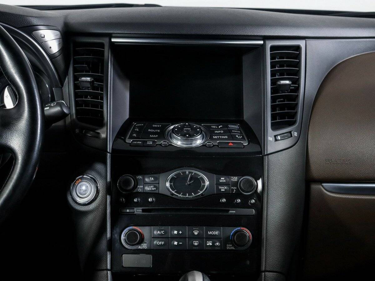 Infiniti FX с пробегом — 2013 год. Фото: #7