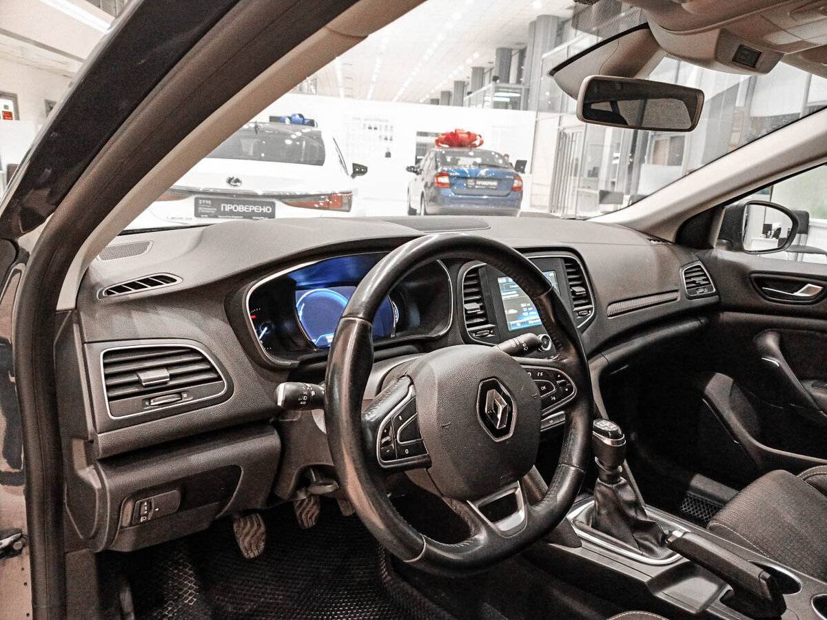 Renault Megane с пробегом — 2019 год. Фото: #13
