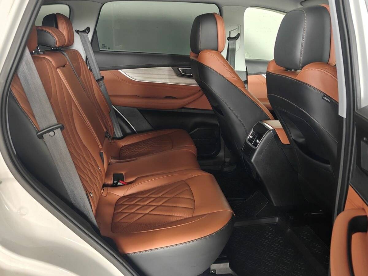 Chery Tiggo 8 Pro Max с пробегом — 2023 год. Фото: #19