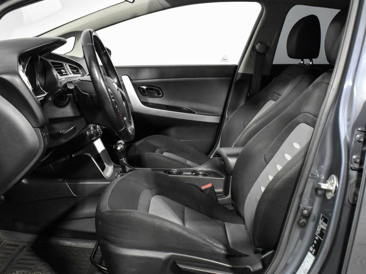 Kia Ceed с пробегом — 2014 год. Фото: #8