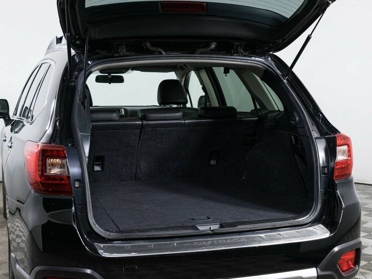 Subaru Outback с пробегом — 2015 год. Фото: #7