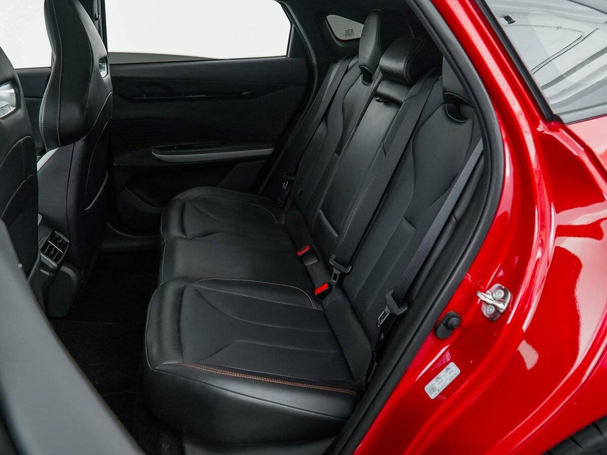 Changan UNI-V с пробегом — 2023 год. Фото: #10