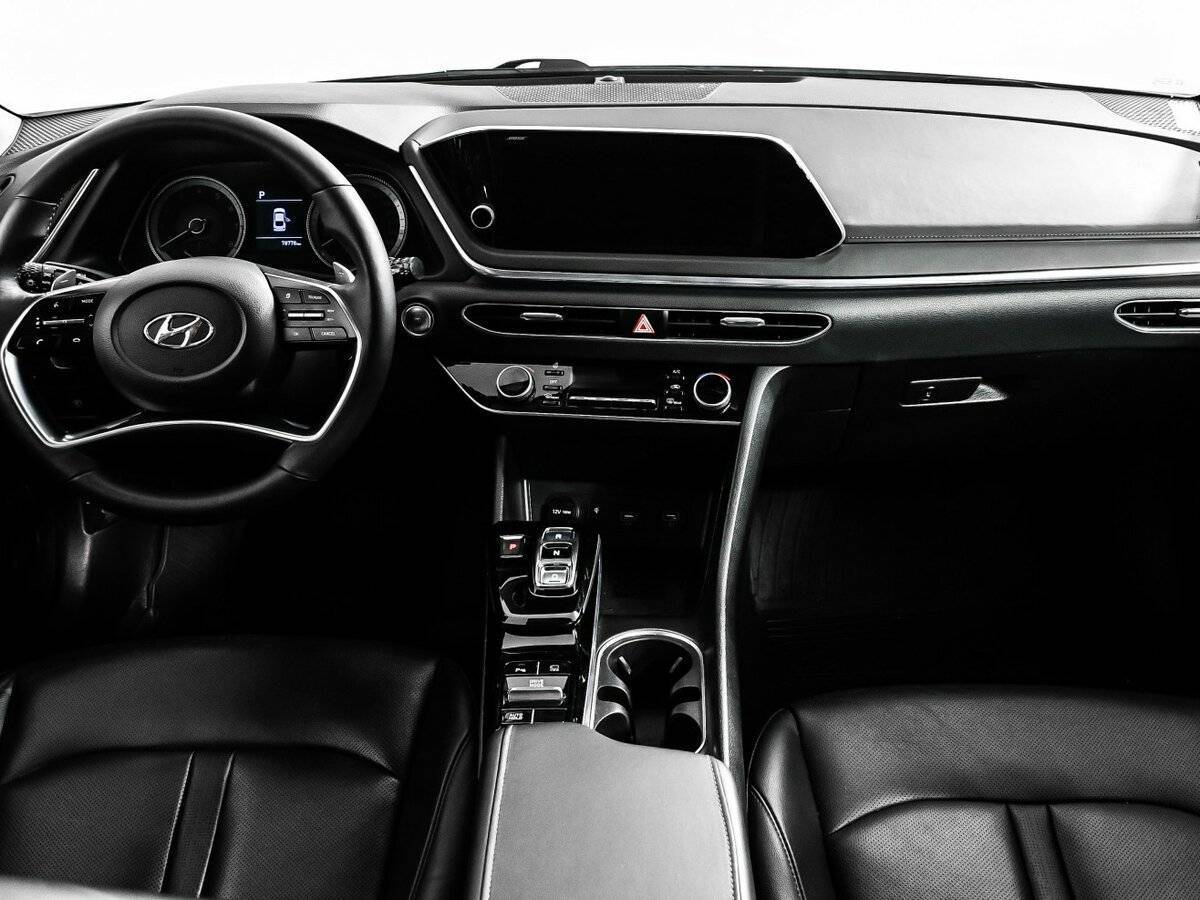 Hyundai Sonata с пробегом — 2020 год. Фото: #10