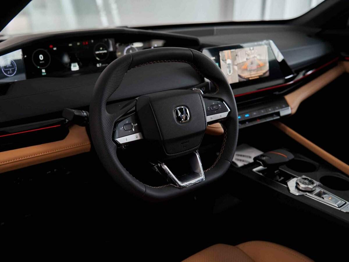 Changan UNI-V с пробегом — 2024 год. Фото: #11