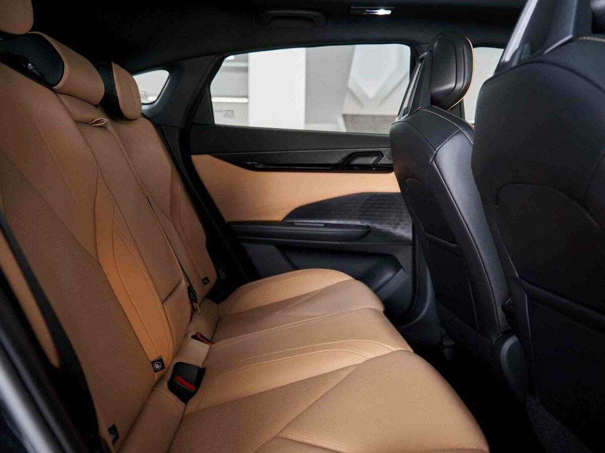 Changan UNI-V с пробегом — 2024 год. Фото: #19