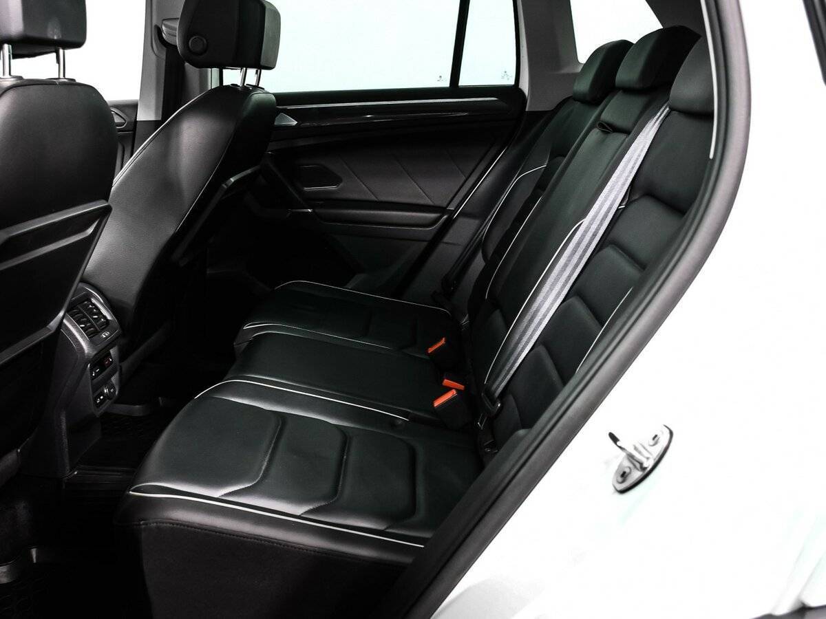 Volkswagen Tiguan с пробегом — 2018 год. Фото: #12