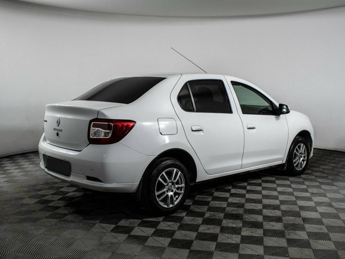 Renault Logan с пробегом — 2017 год. Фото: #4