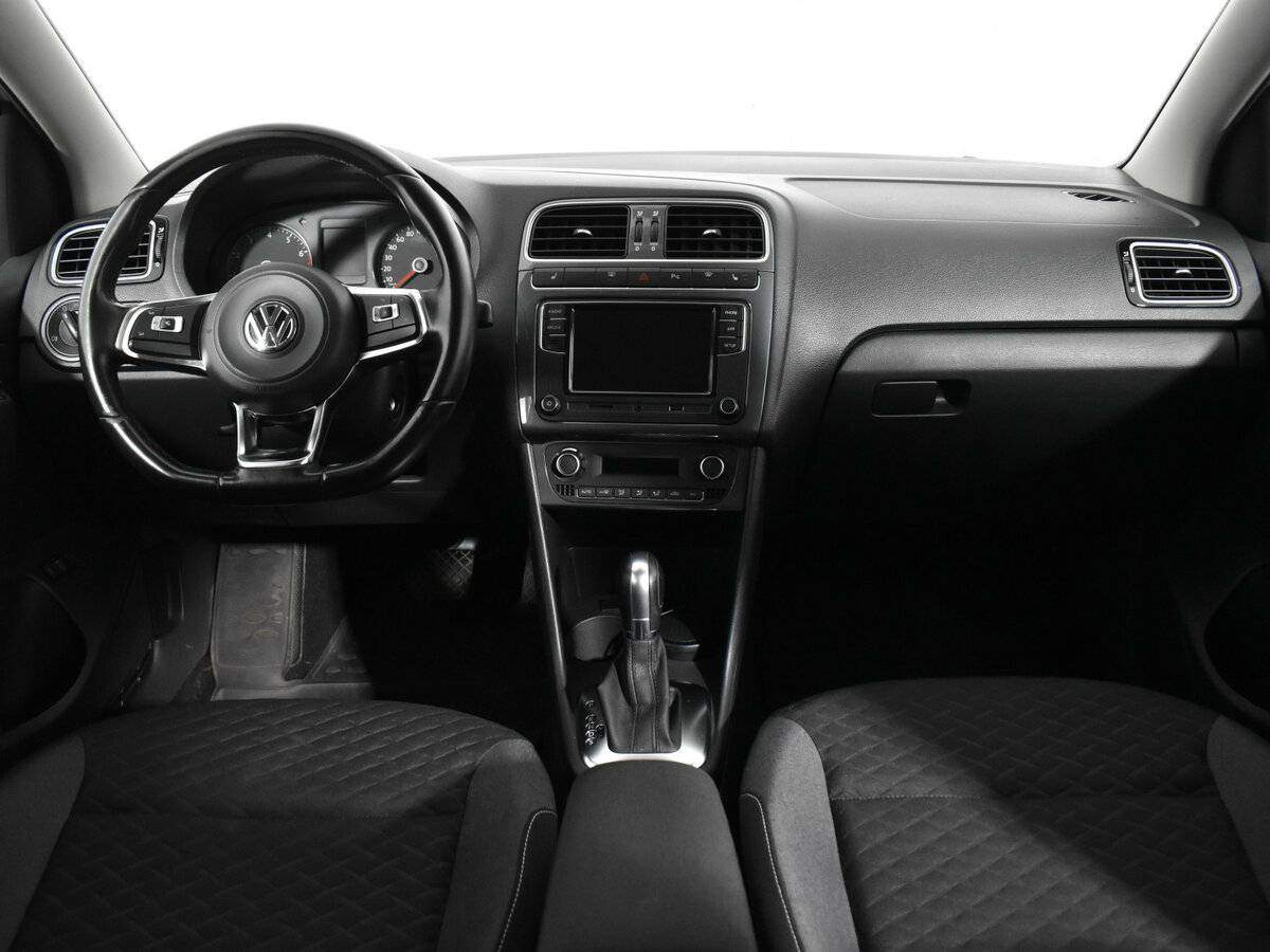 Volkswagen Polo с пробегом — 2019 год. Фото: #10