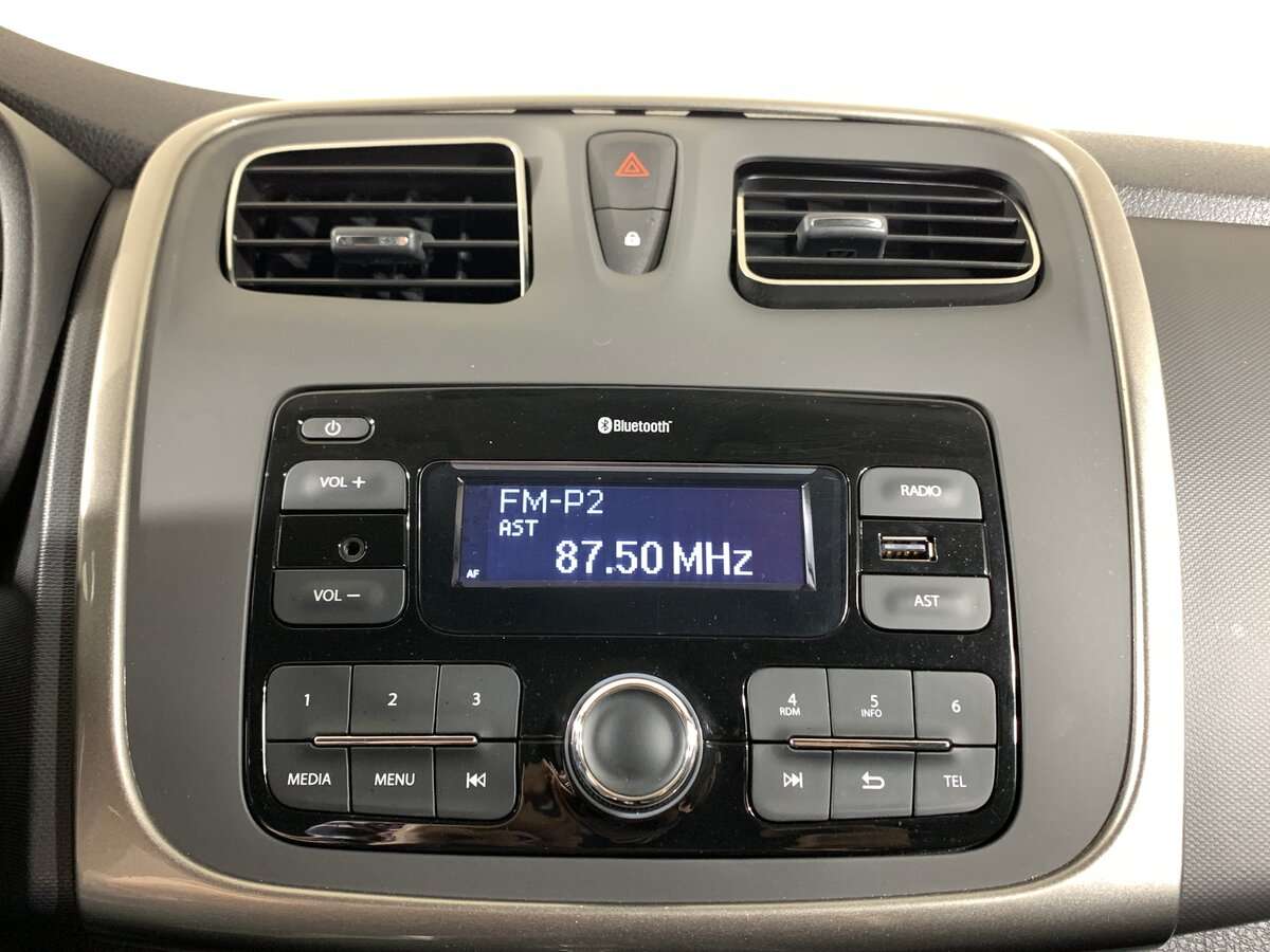 Renault Sandero с пробегом — 2021 год. Фото: #14