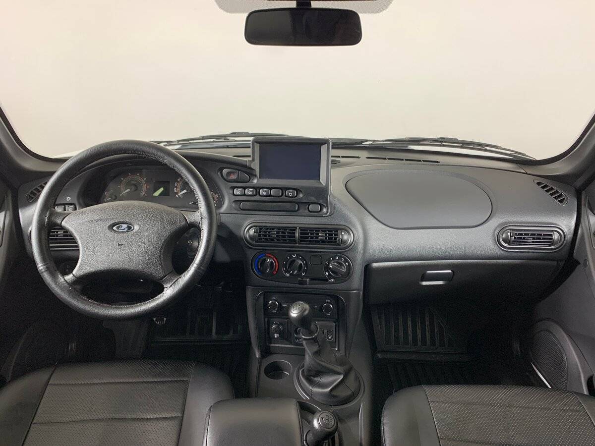 Lada (ВАЗ) Niva с пробегом — 2024 год. Фото: #12