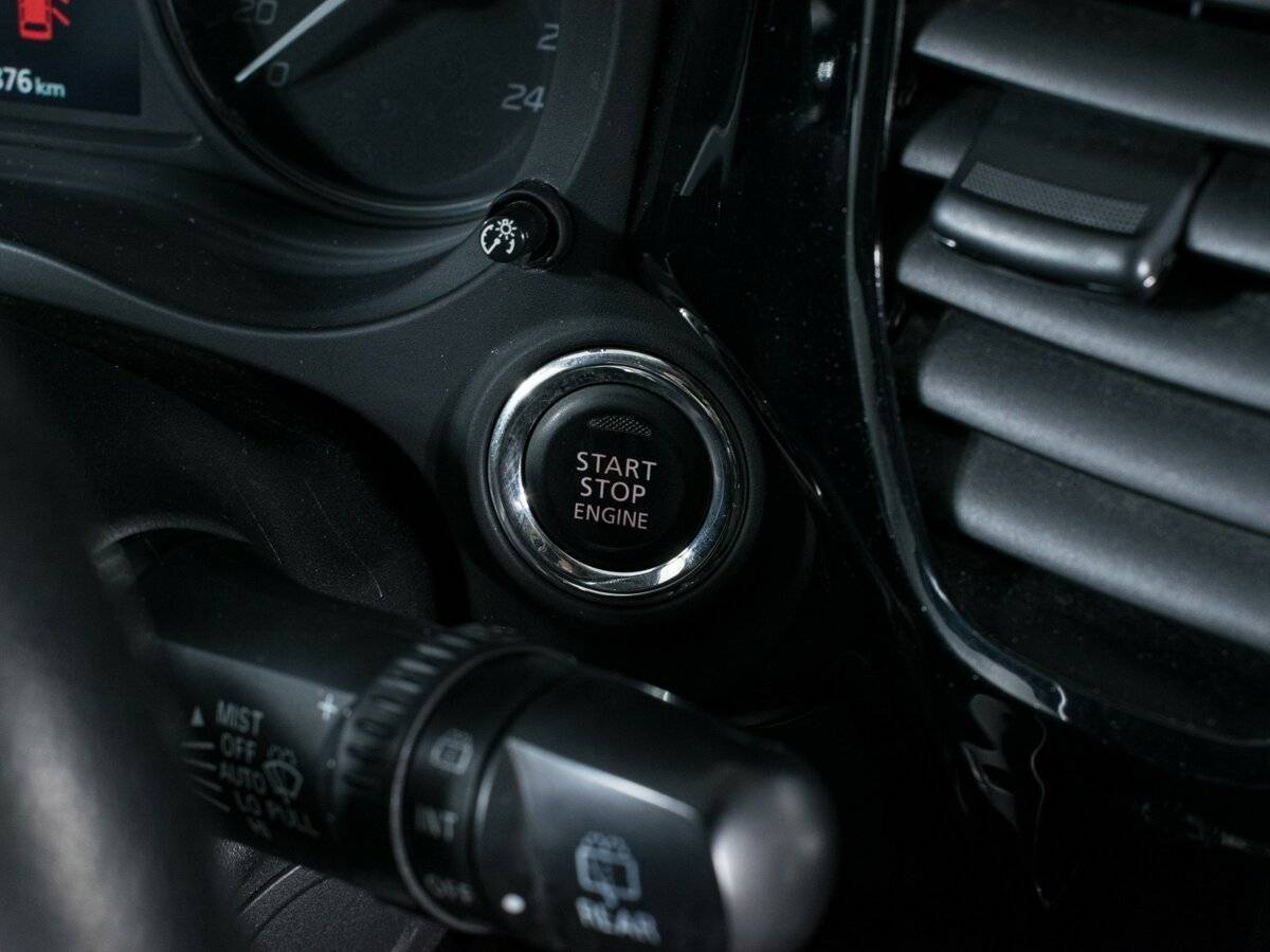 Mitsubishi Outlander с пробегом — 2015 год. Фото: #13