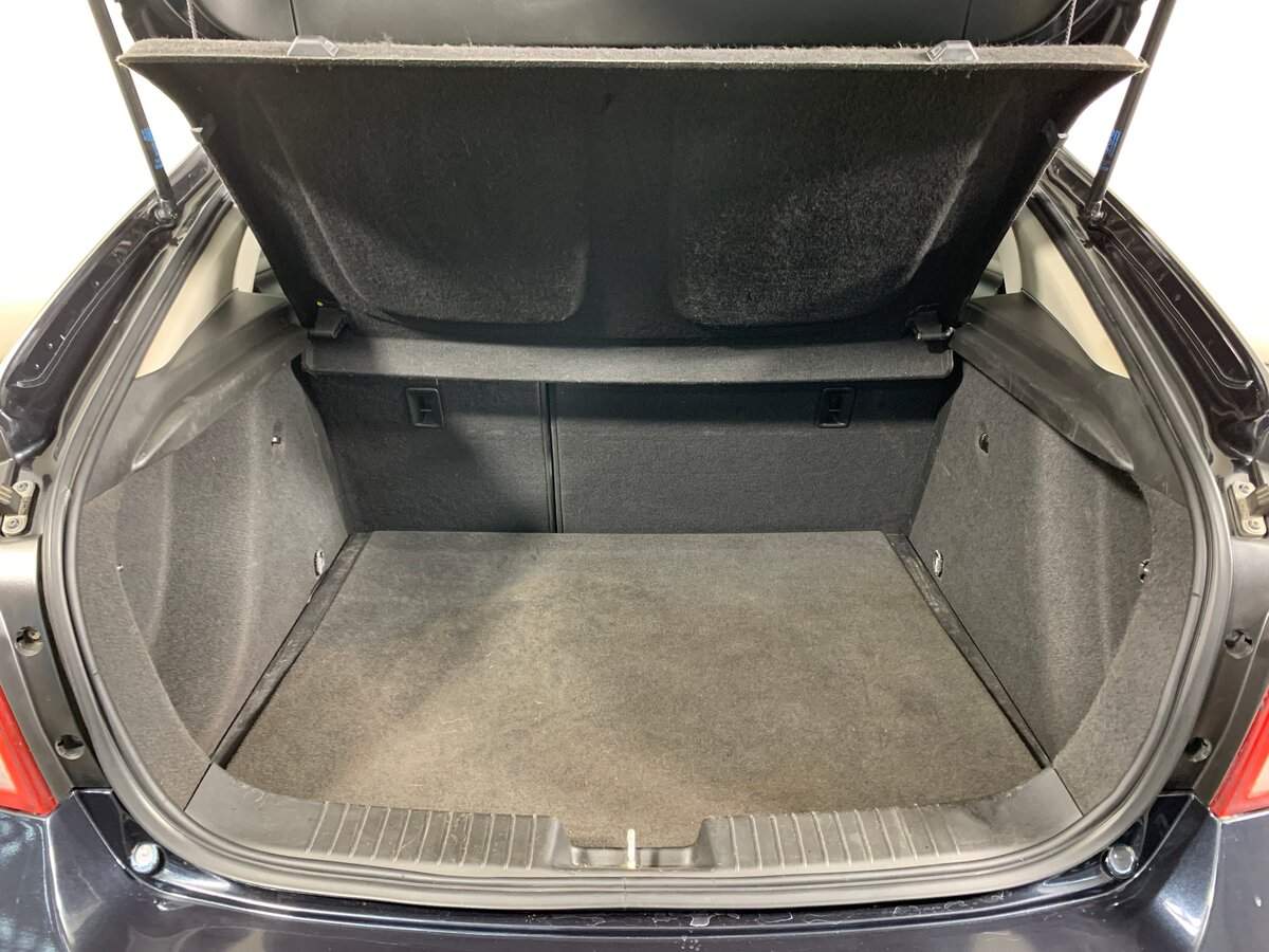 Chevrolet Cruze с пробегом — 2012 год. Фото: #18