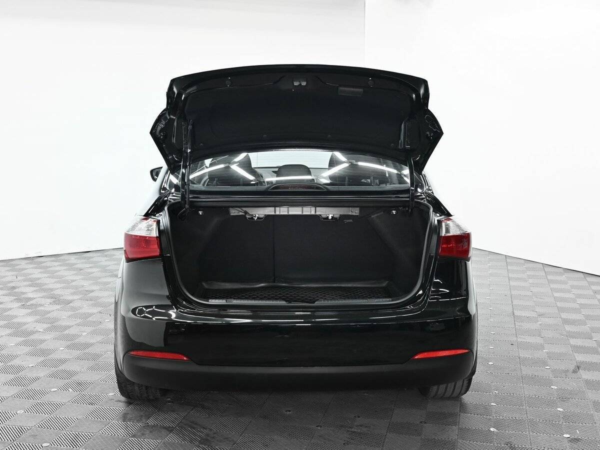 Kia Cerato с пробегом — 2015 год. Фото: #4