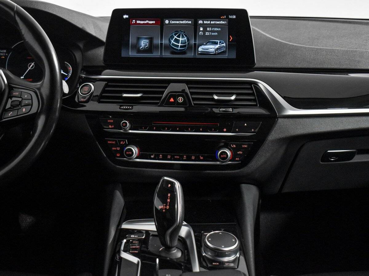 BMW 5 серии с пробегом — 2017 год. Фото: #16