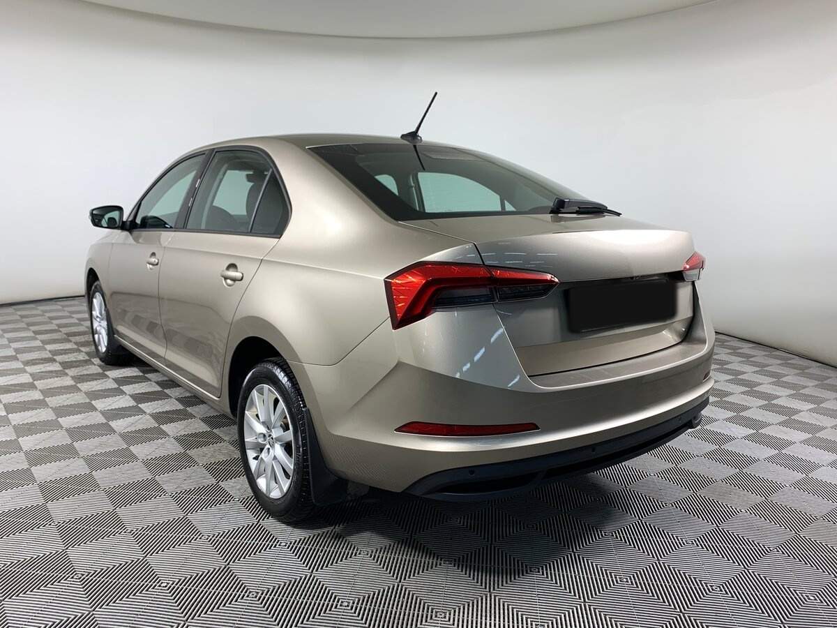 Skoda Rapid с пробегом — 2020 год. Фото: #6