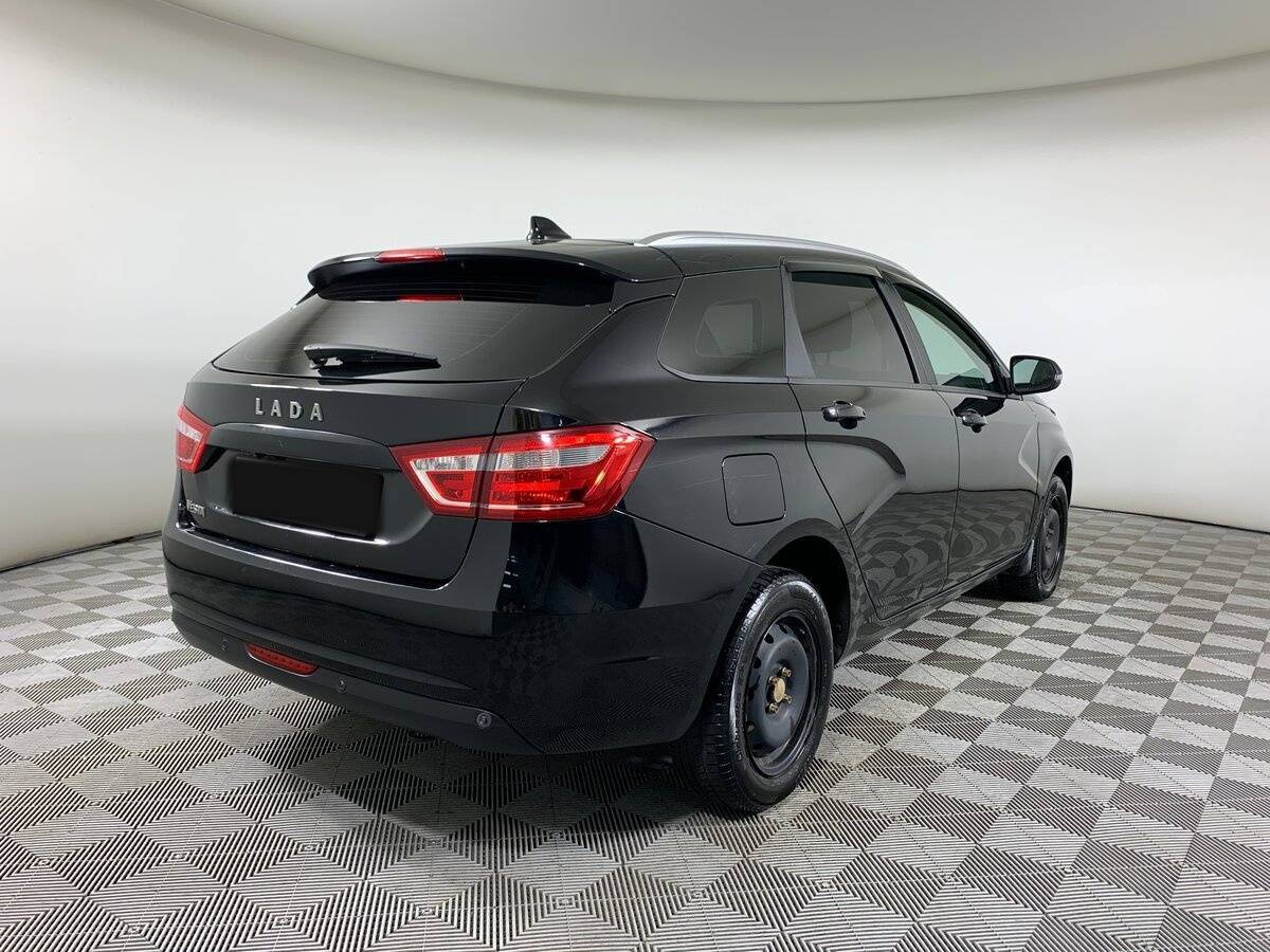 Lada (ВАЗ) Vesta с пробегом — 2021 год. Фото: #4