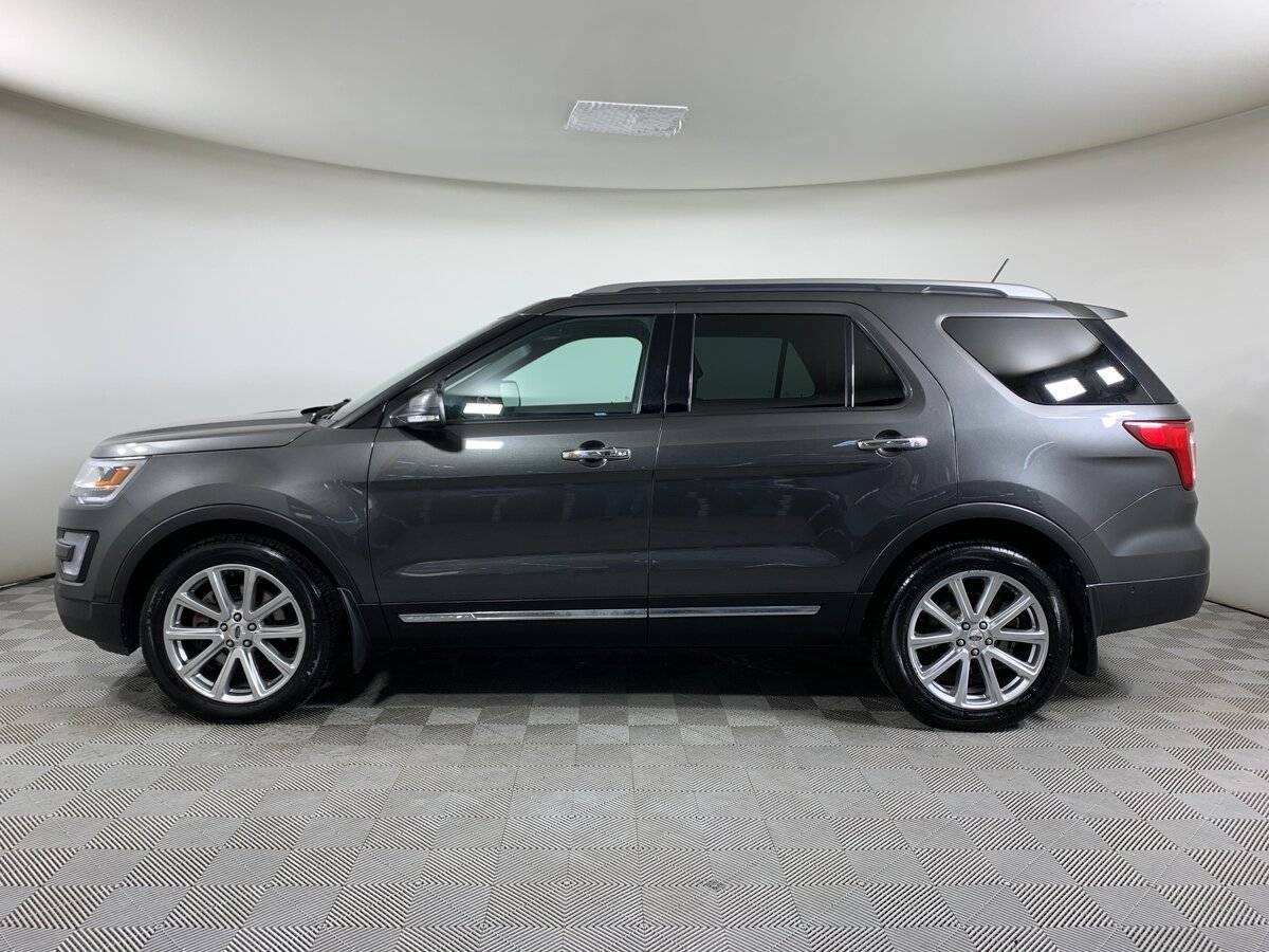 Ford Explorer с пробегом — 2017 год. Фото: #7