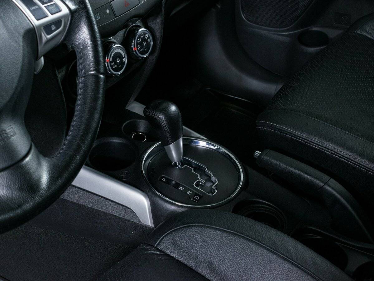 Mitsubishi ASX с пробегом — 2012 год. Фото: #12