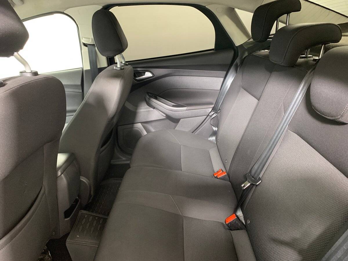 Ford Focus с пробегом — 2017 год. Фото: #17