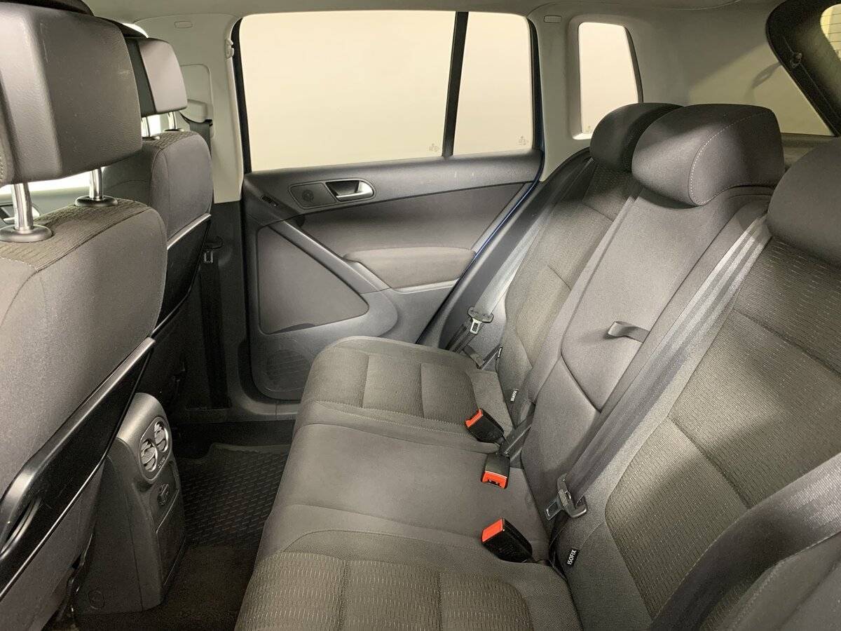 Volkswagen Tiguan с пробегом — 2012 год. Фото: #17