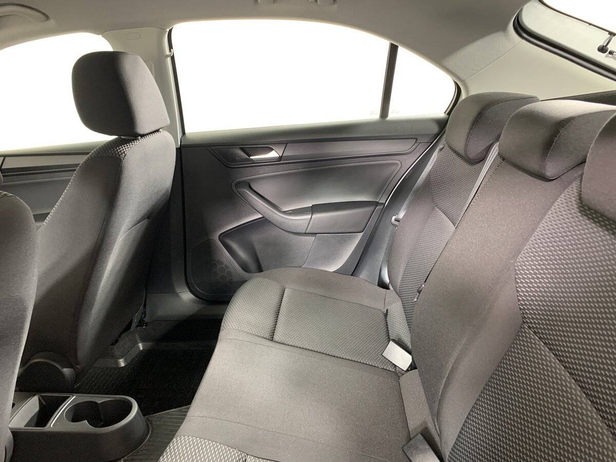 Volkswagen Polo с пробегом — 2021 год. Фото: #17