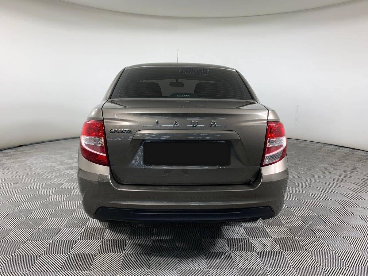 Lada (ВАЗ) Granta с пробегом — 2024 год. Фото: #5