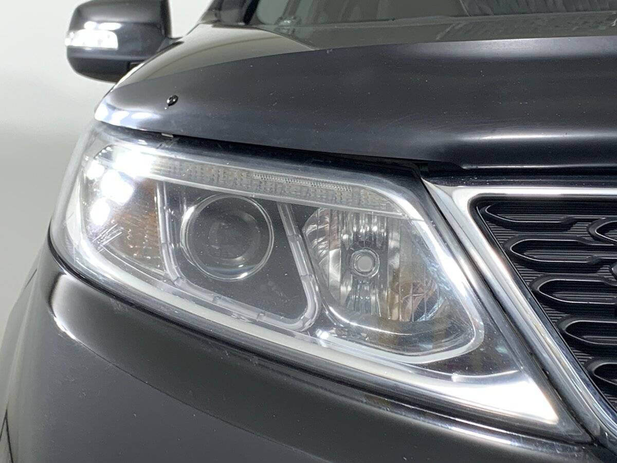 Kia Sorento с пробегом — 2014 год. Фото: #9