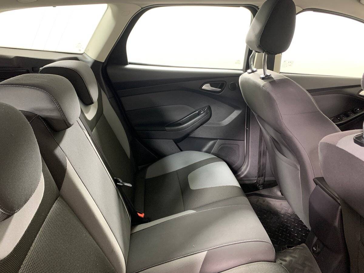 Ford Focus с пробегом — 2012 год. Фото: #15