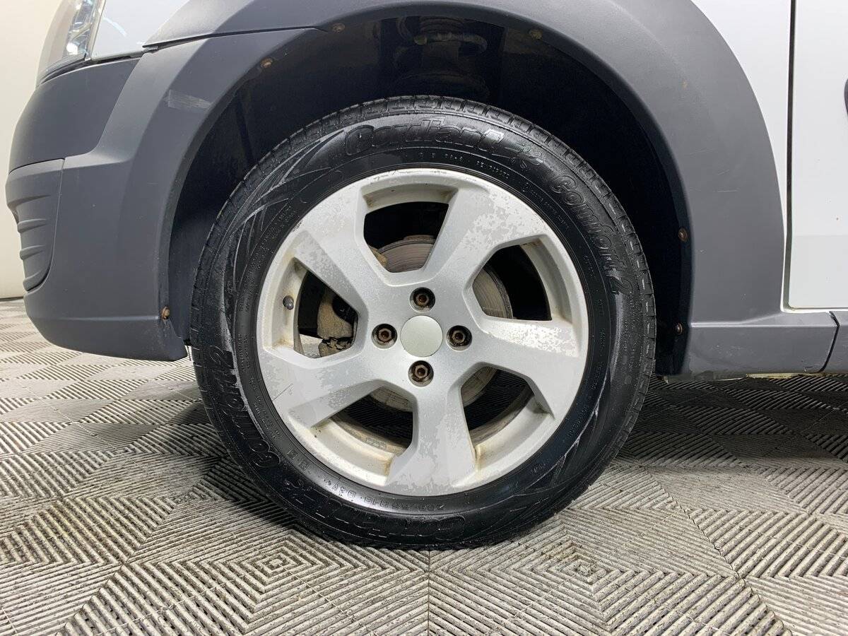 Lada (ВАЗ) Largus с пробегом — 2018 год. Фото: #8