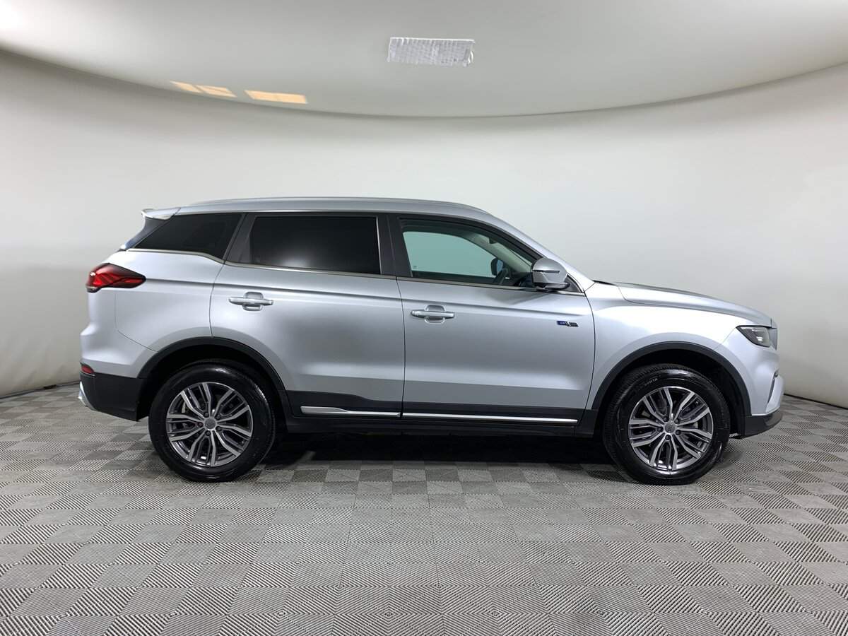 Geely Atlas Pro с пробегом — 2022 год. Фото: #3