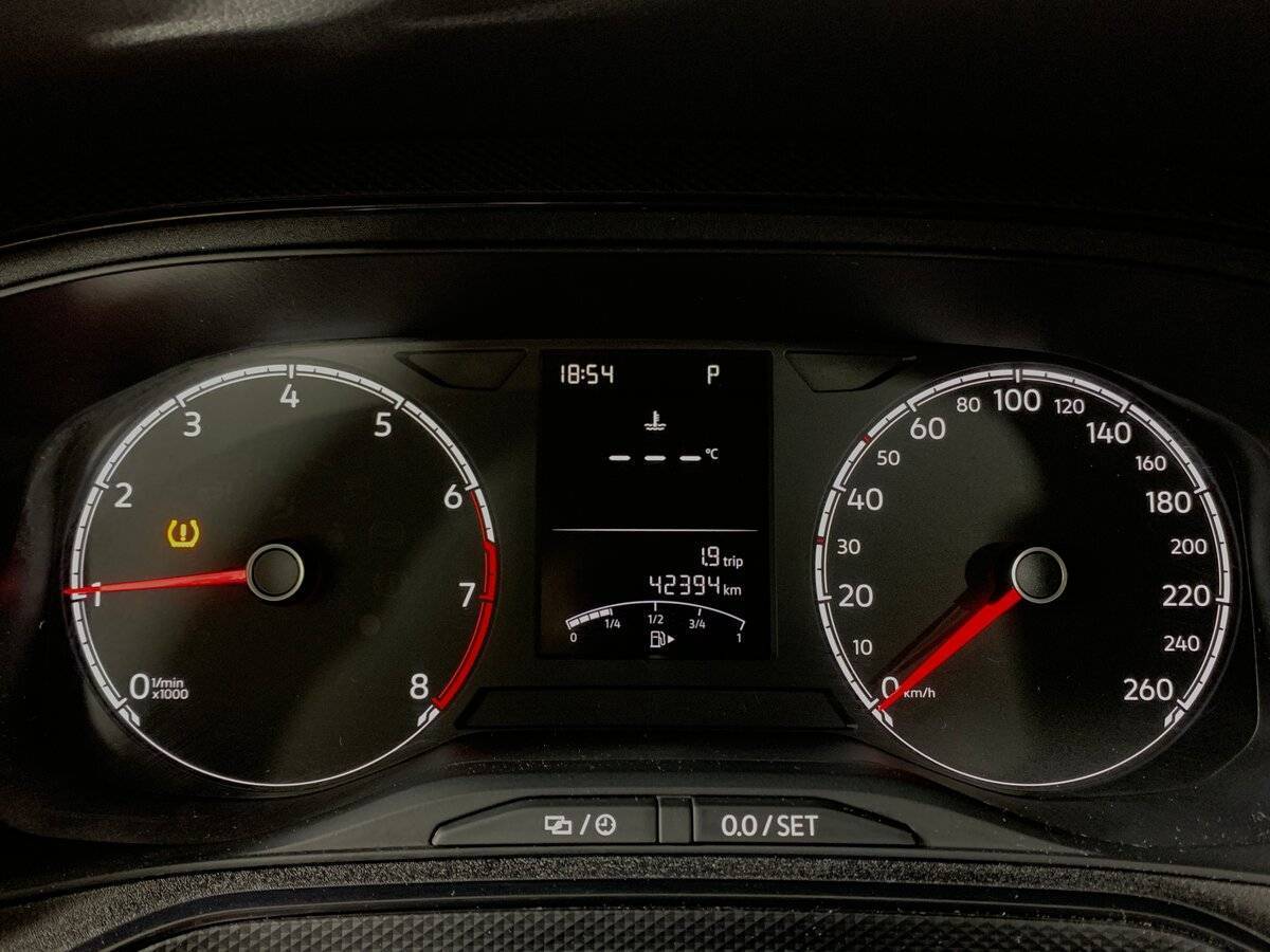 Volkswagen Polo с пробегом — 2020 год. Фото: #13