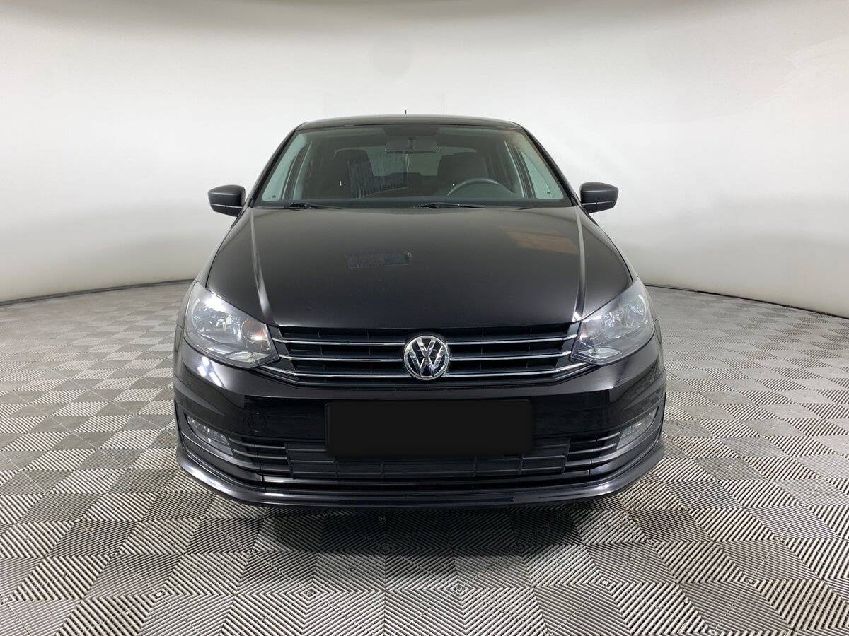 Volkswagen Polo с пробегом — 2018 год. Фото: #1