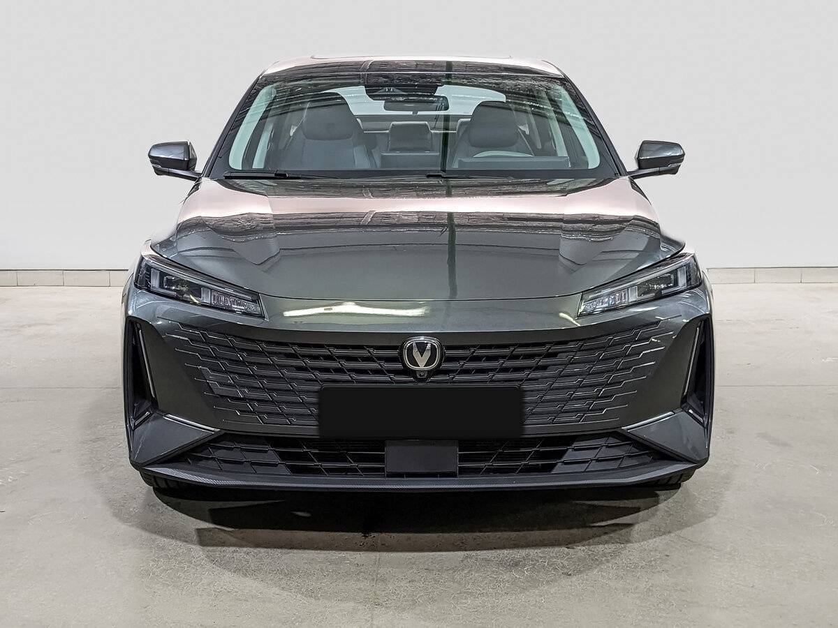 Changan Lamore с пробегом — 2023 год. Фото: #1