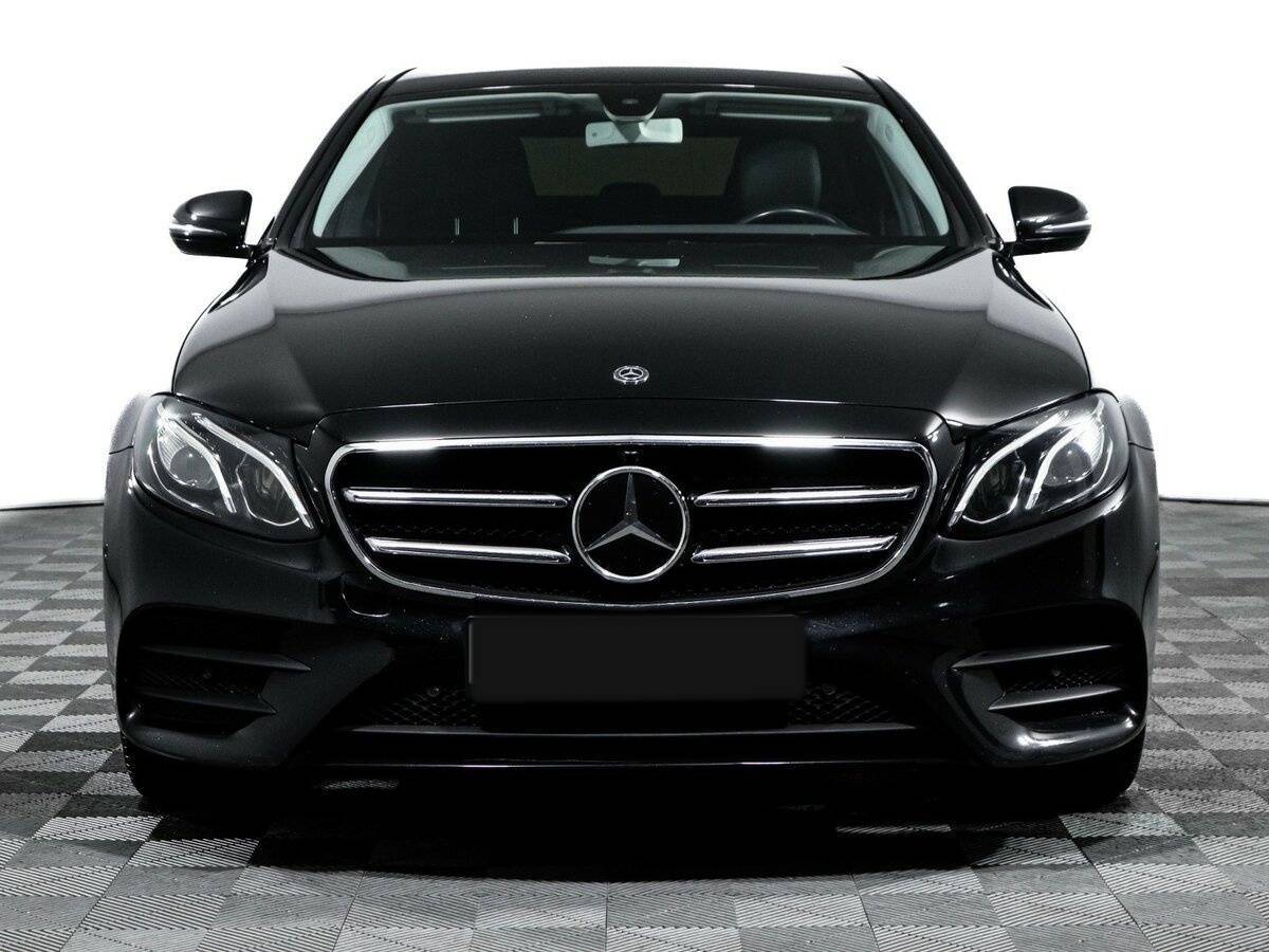 Mercedes-Benz E-Класс с пробегом — 2016 год. Фото: #1