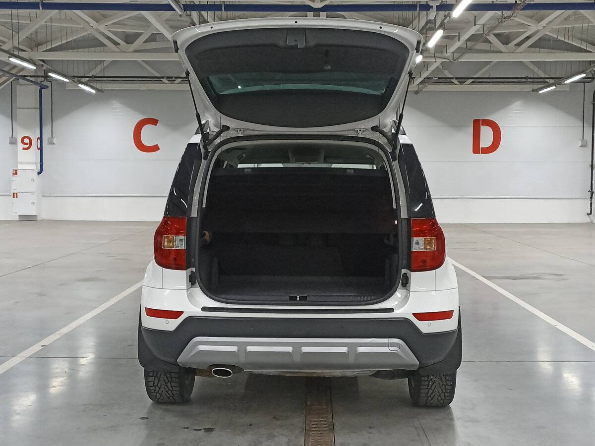Skoda Yeti с пробегом — 2015 год. Фото: #9