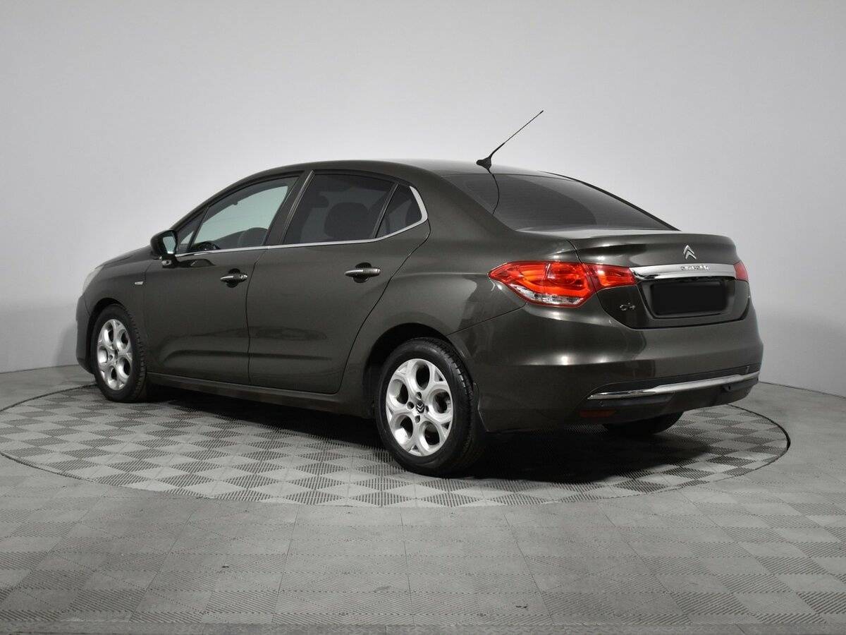 Citroen C4 с пробегом — 2013 год. Фото: #6