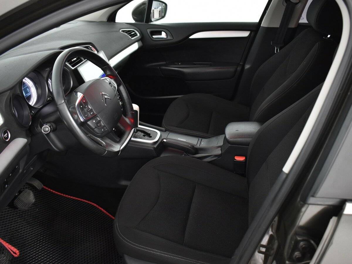 Citroen C4 с пробегом — 2013 год. Фото: #8