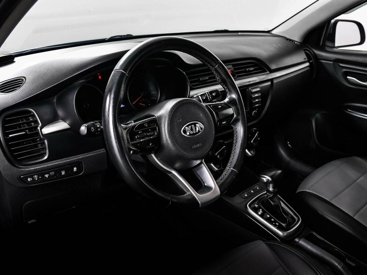 Kia Rio с пробегом — 2017 год. Фото: #11