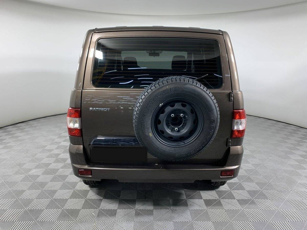 УАЗ Patriot с пробегом — 2023 год. Фото: #5